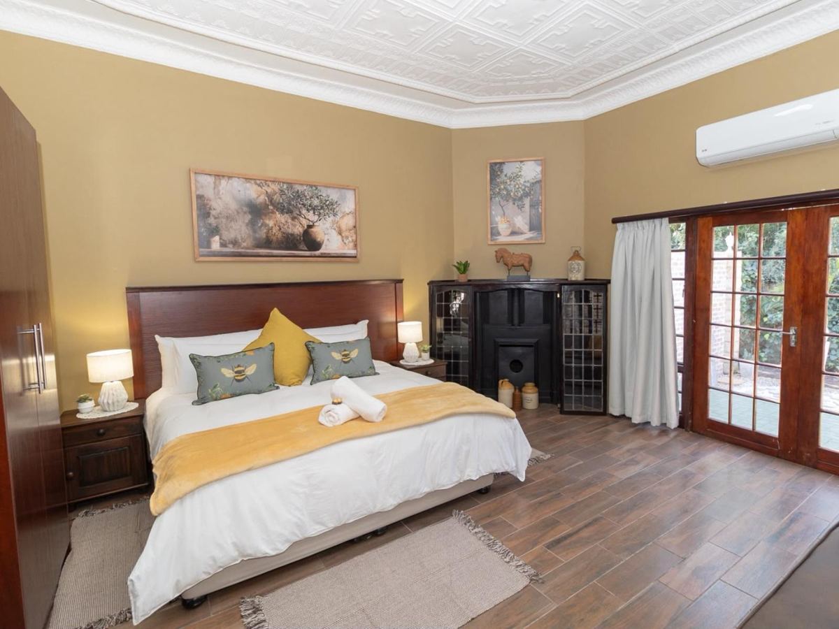 Unit 4, Family Suite